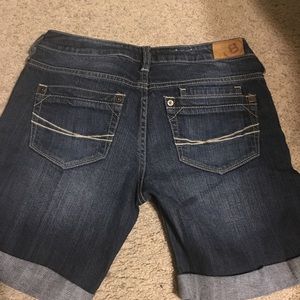 Bullhead shorts